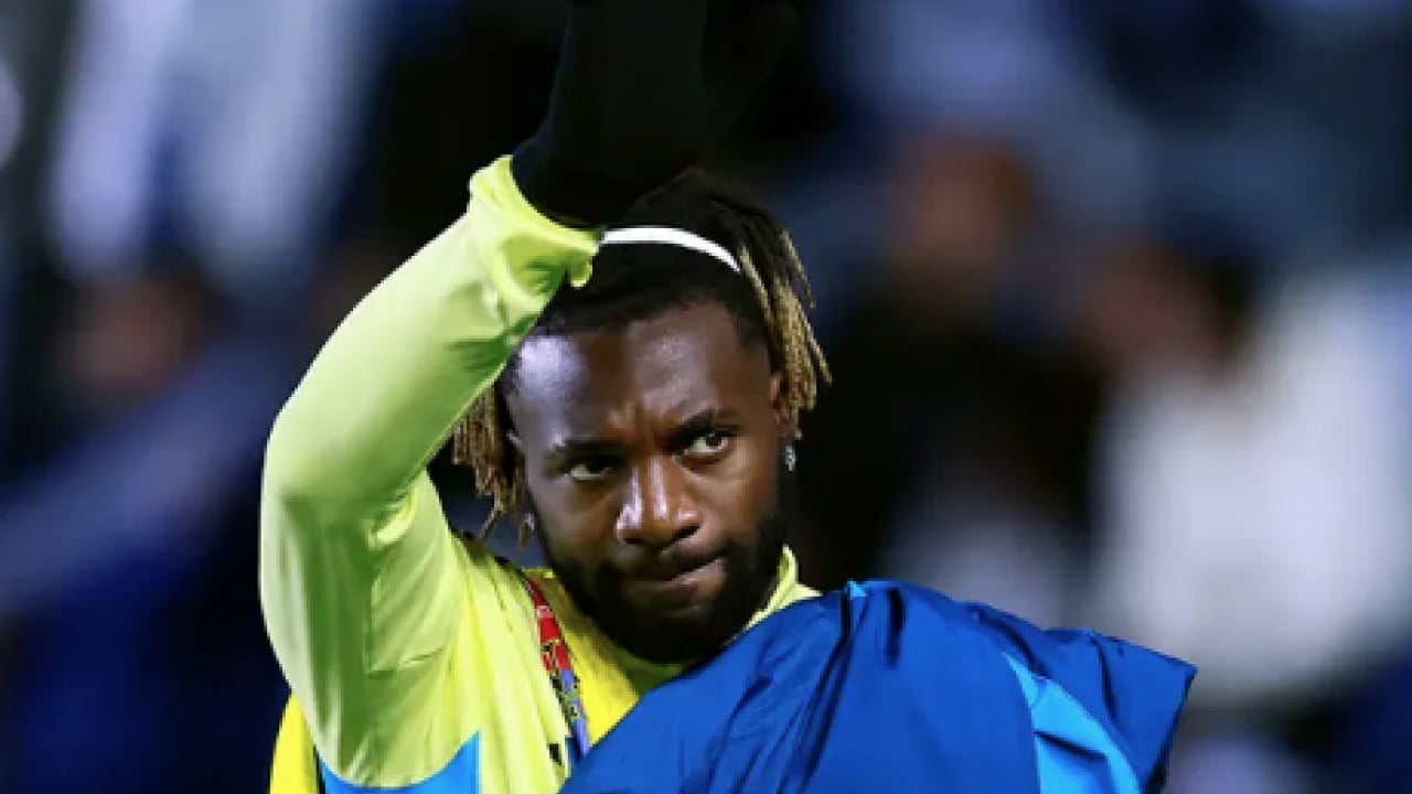 Bomba harekat: Saint-Maximin Türkiye'ye dönüp ezeli rakibe transfer oluyor