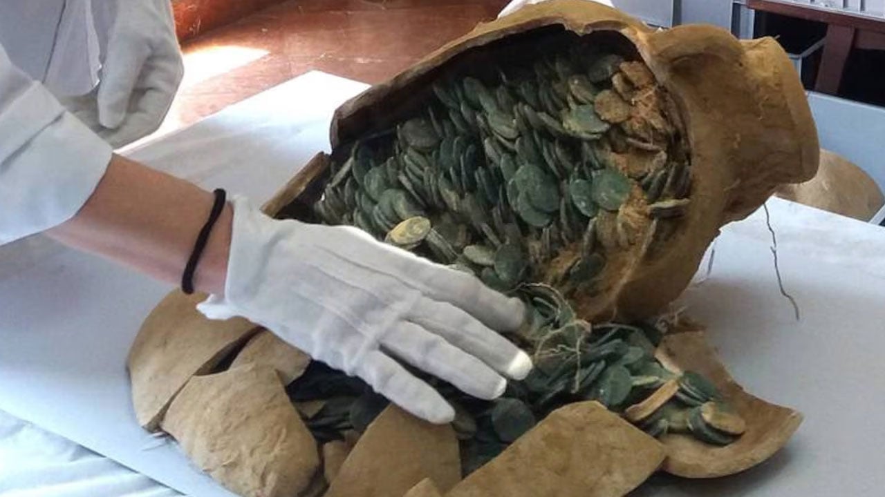 Foto - Boru hattı döşeyen işçiler 600 kiloluk hazine buldu 
