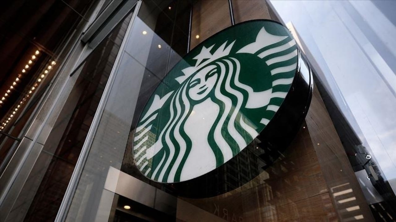 Foto - Boykot edilen Starbucks’ta büyük skandal: CEO kovuldu, 2 bin mağaza kapatılıyor