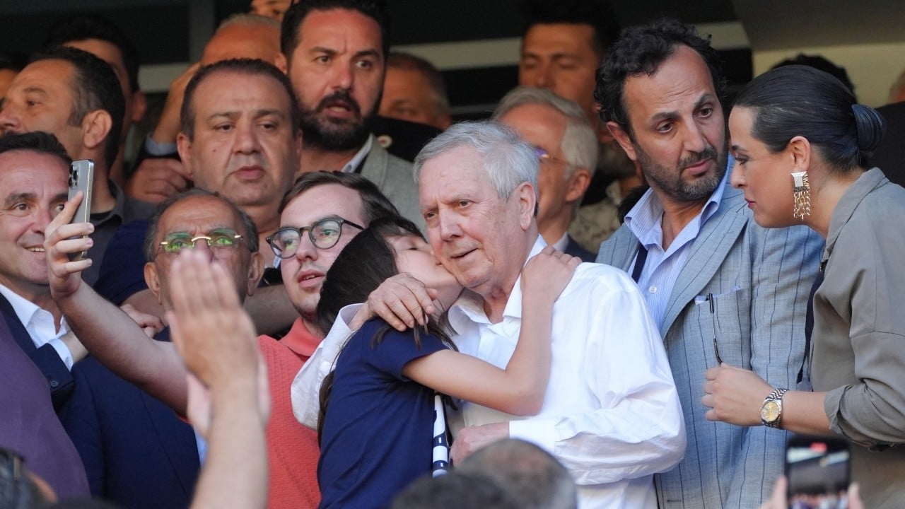 Foto - Böyle duyurdu... Fenerbahçe'de neler oluyor? Aziz Yıldırım'dan sürpriz ziyaret