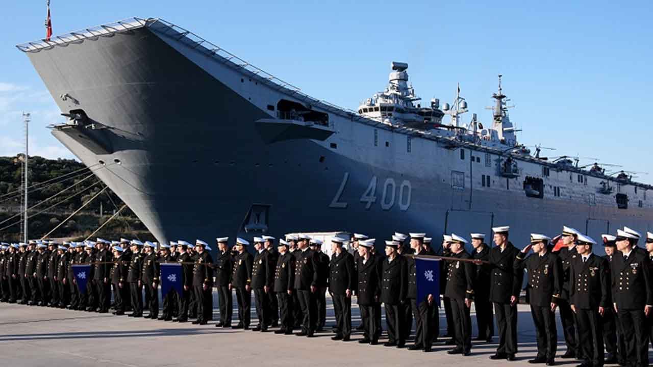 Foto - Böyle duyurdular: Türkiye 1500 kişilik donanmayla harekete geçti