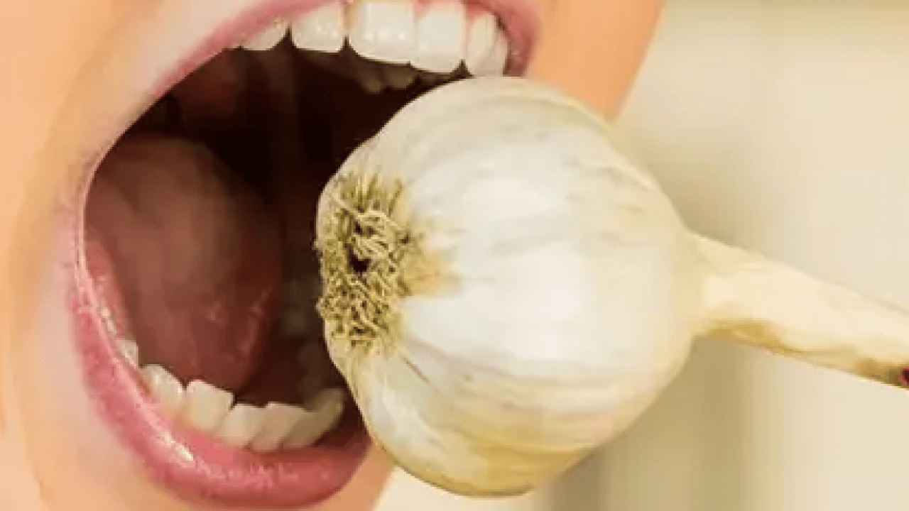 Foto - Ağızdaki sarımsak kokusuna son veren mutfakta birçok şey var! 