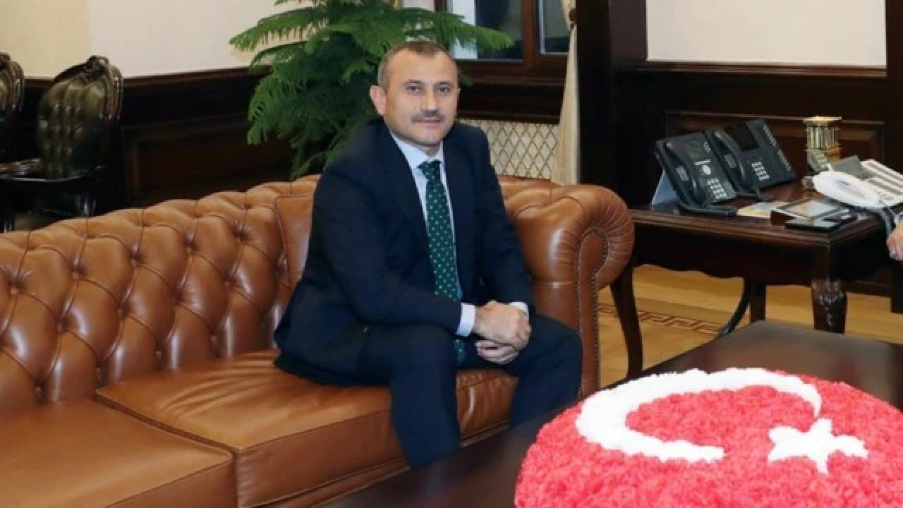 Foto - Böyle vali olmaz olsun: Devletin tüm imkanlarını arkasına alıp yaptıklarına bakın