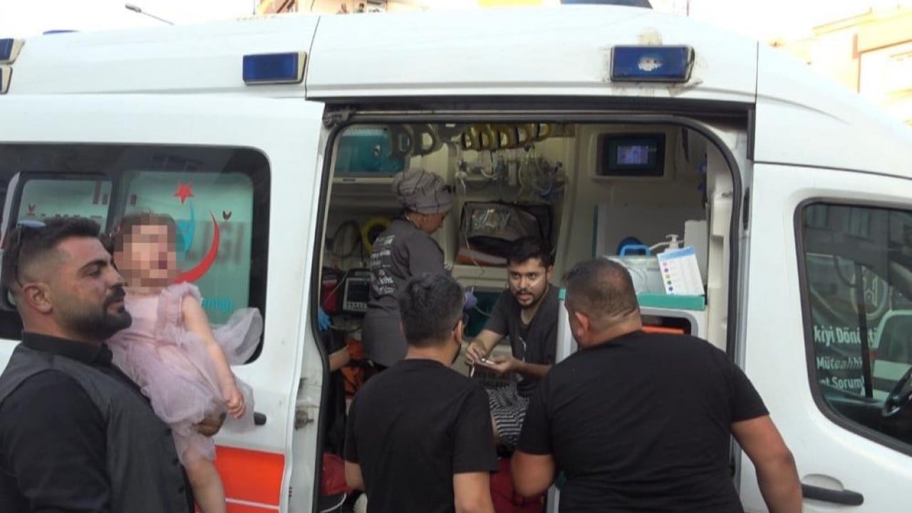 Foto - Böylesi daha önce yaşanmadı Kiraladığı vinçle karısını yangından kurtardı