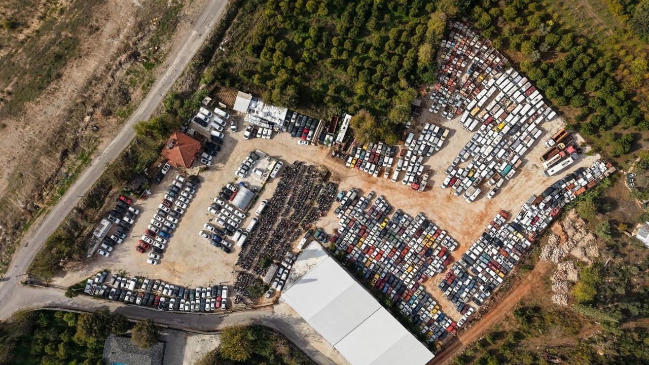 Foto - Böylesi görülmedi! Yediemin otoparkında 3 yıldır ‘zimmetli bagaj kapağı’ nöbeti