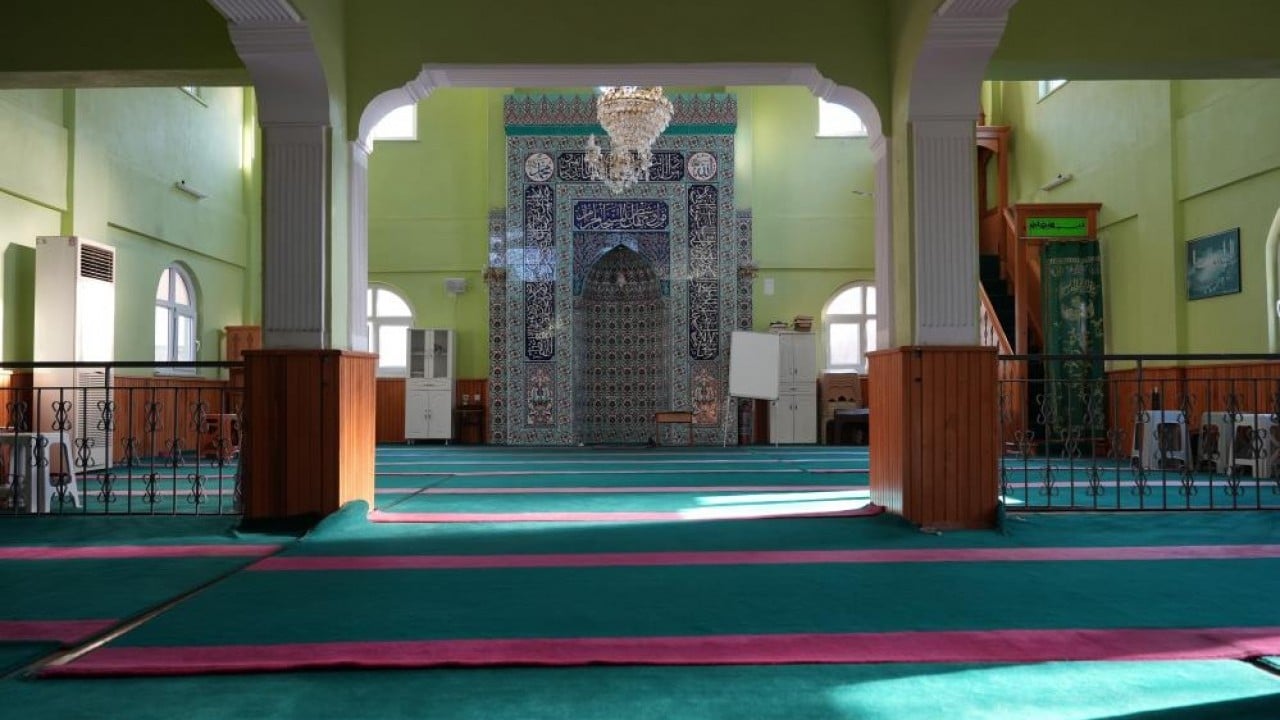 Foto - Bu ayıp bütün köye yeter cami icradan satılık