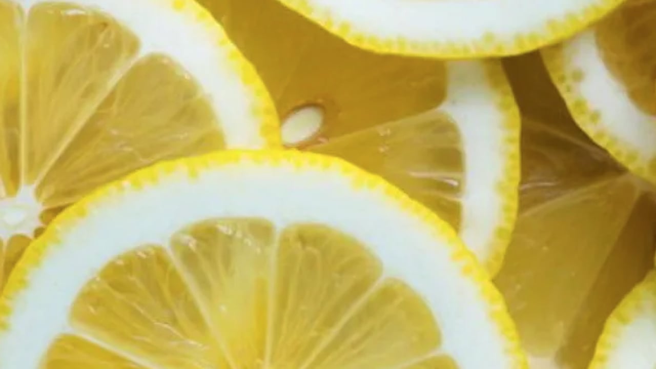 Foto - Bu çözüm yolları tavsiye ediliyor artık... Yıllarca çöpe atılan limon kabuğunun şifaları..