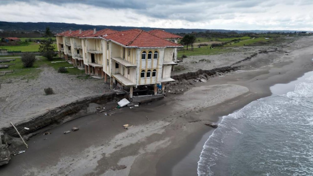Foto - Bu defa evleri sel değil deniz geri aldı