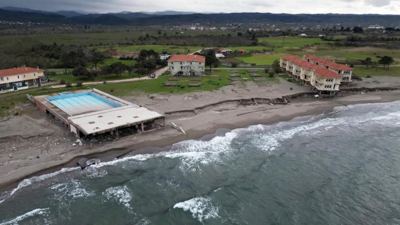 Foto - Bu defa evleri sel değil deniz geri aldı