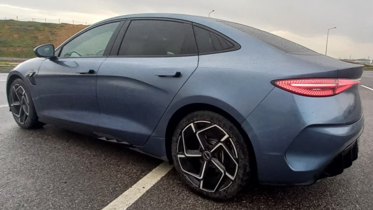 Foto - Bu elektrikli sedan sizi çok şaşırtacak! BYD’nin en hızlı otomobili! 0’dan 100’e 3.8 saniye! SEAL sessiz ama adrenalin dolu