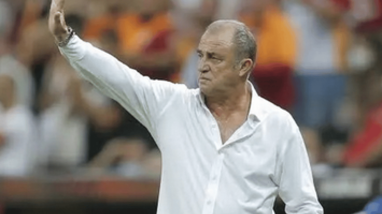 Foto - Bu gerilime neden olur mu peki! Nihan Buruk: Okan Buruk kral olacak ve Dinozora geri dönmeye gerek yok...