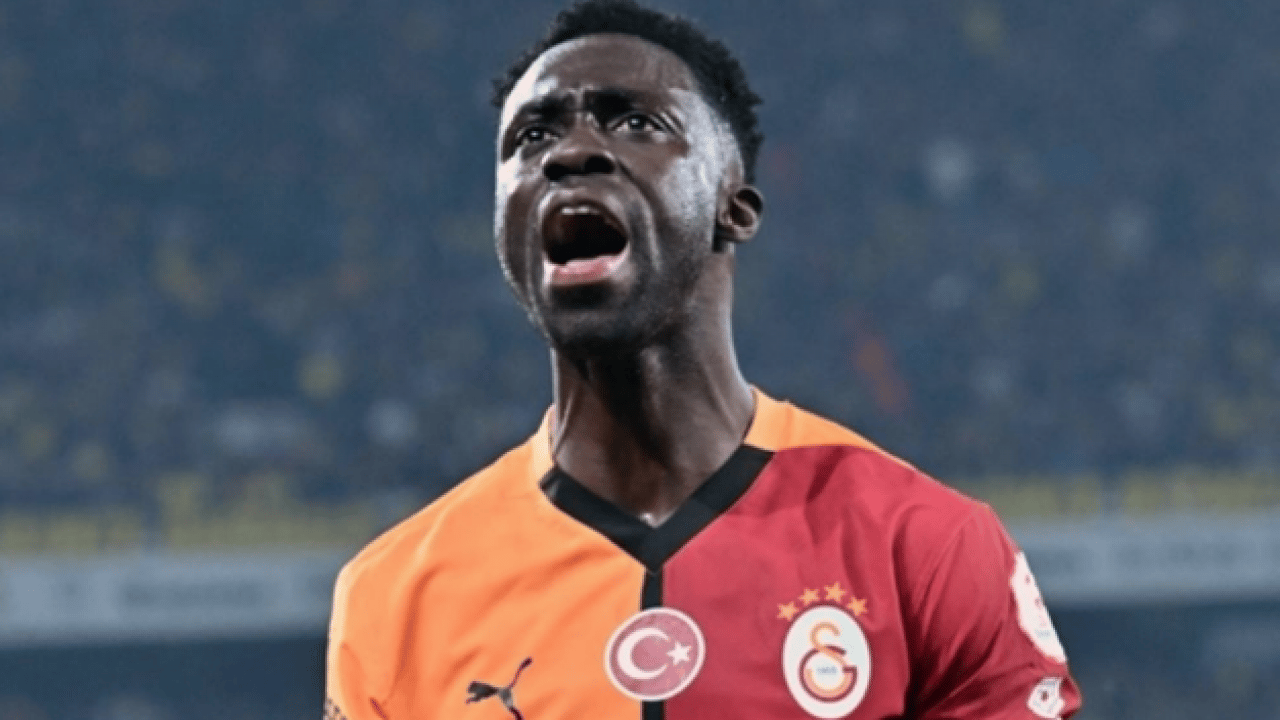 Foto - Bu hamle Galatasaray'ı karıştırır: 28 milyon euro'ya bitecek: Davinson Como'ya çeyrek var