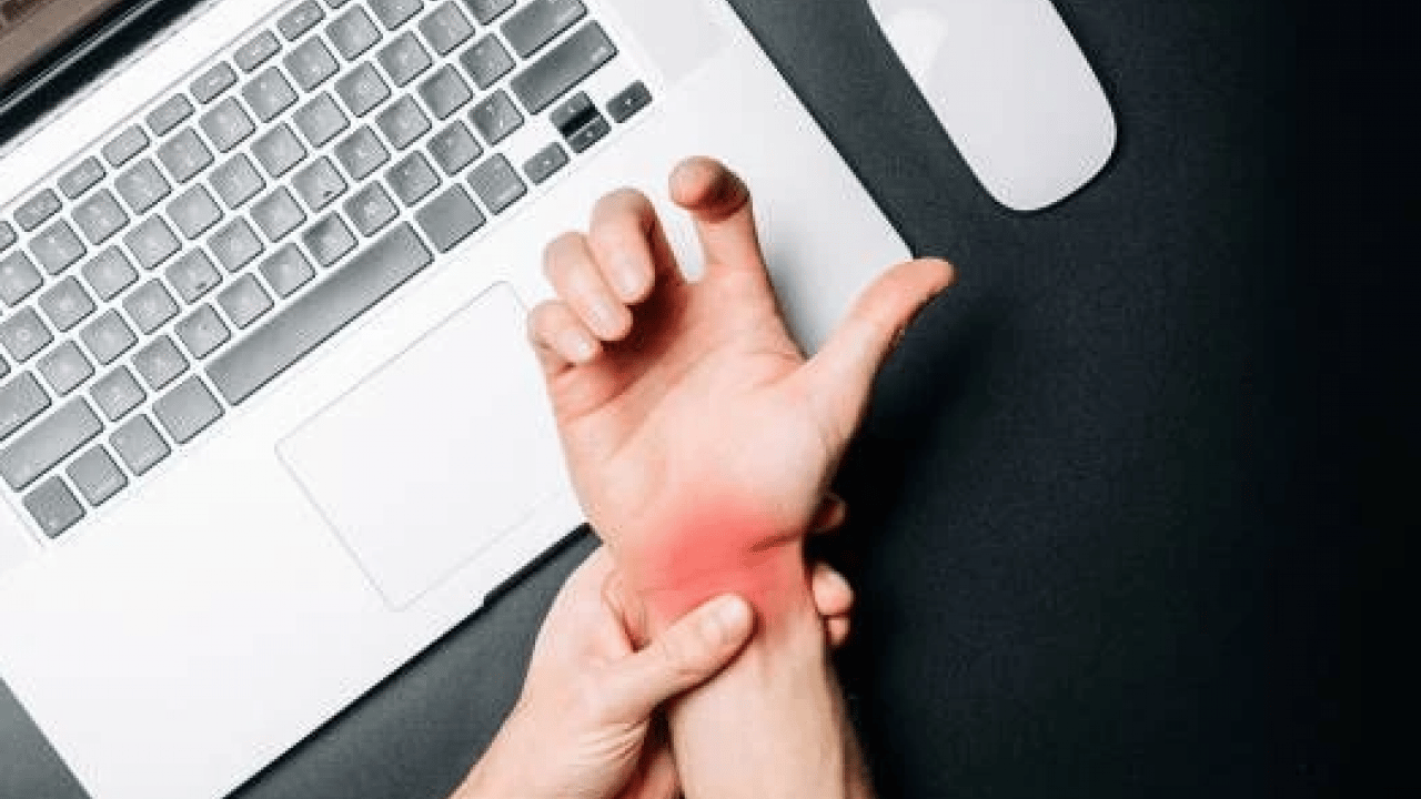 Foto - Bu hastalığın işareti olabilir! El bileğinde uyuşma ve ağrı yaşayanlar dikkat