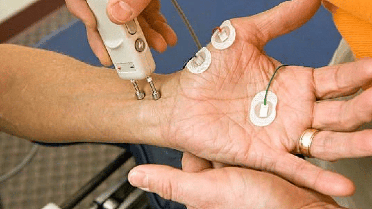 Foto - Bu hastalığın işareti olabilir! El bileğinde uyuşma ve ağrı yaşayanlar dikkat