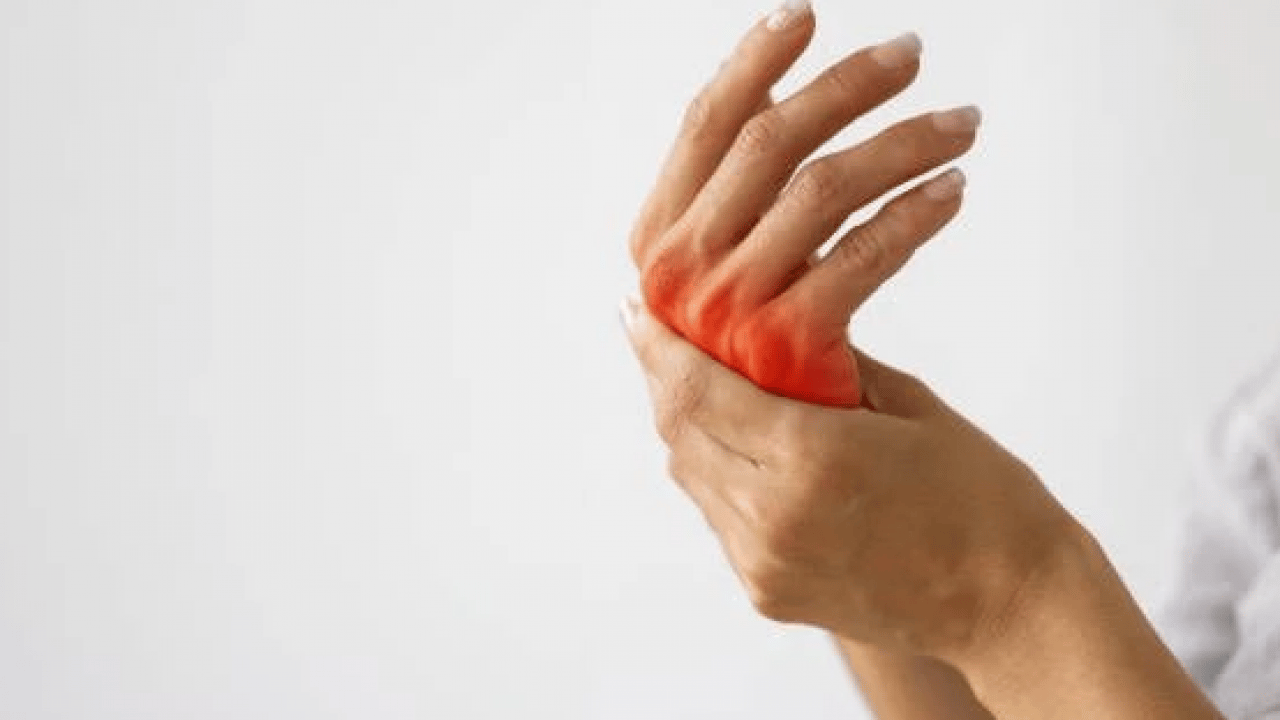 Foto - Bu hastalığın işareti olabilir! El bileğinde uyuşma ve ağrı yaşayanlar dikkat