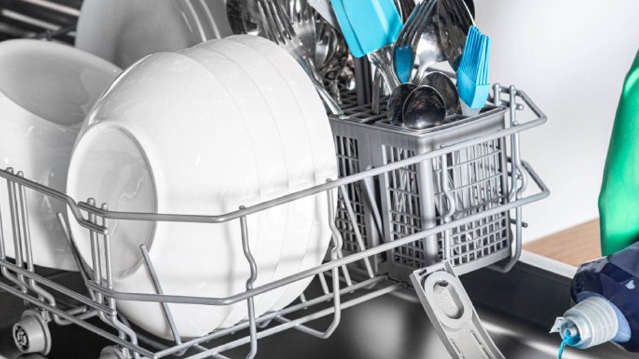 Foto - Bu hata evlerde çok yapılıyor! Siz siz olun bu ürünleri bulaşık makinesine atmayın
