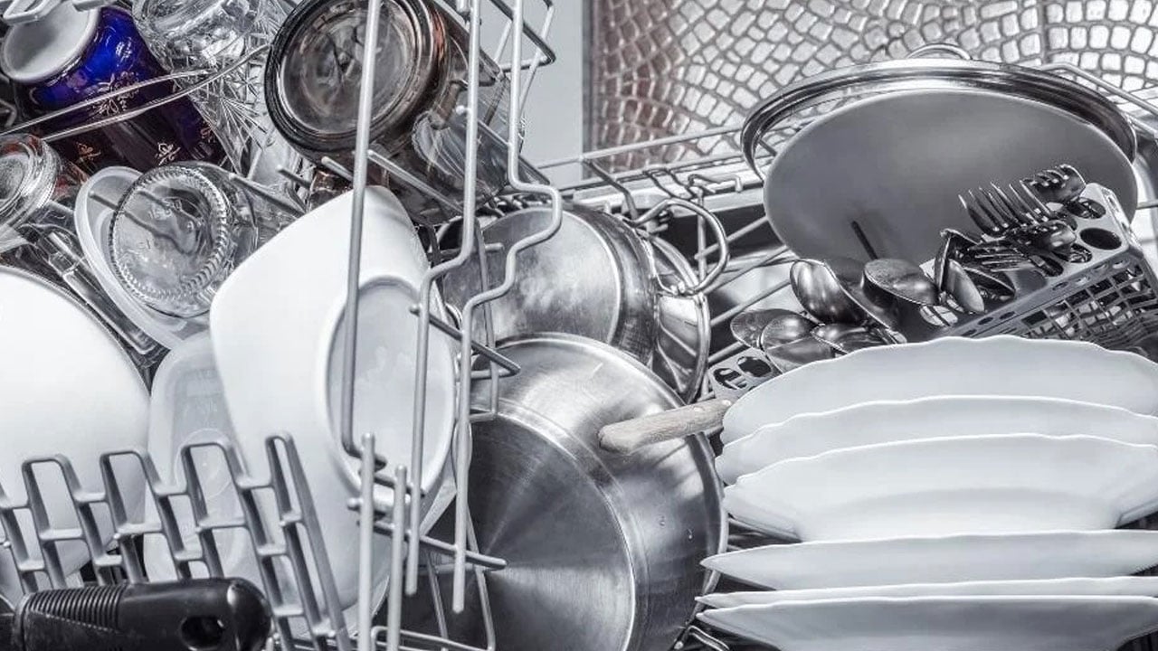 Foto - Bu hata evlerde çok yapılıyor! Siz siz olun bu ürünleri bulaşık makinesine atmayın