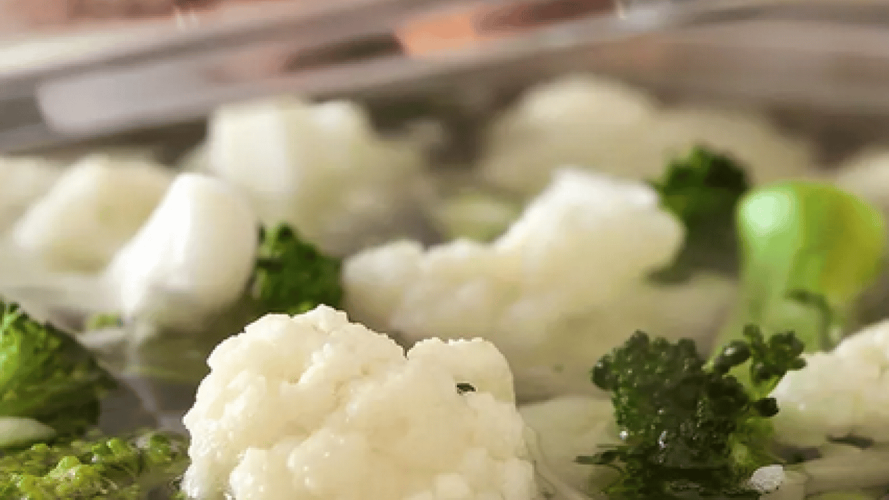 Foto - Bu hataya düşmeyin: Meğer yıllardır yanlış pişiriyormuşuz! Sebzelerin vitaminini öldüren...