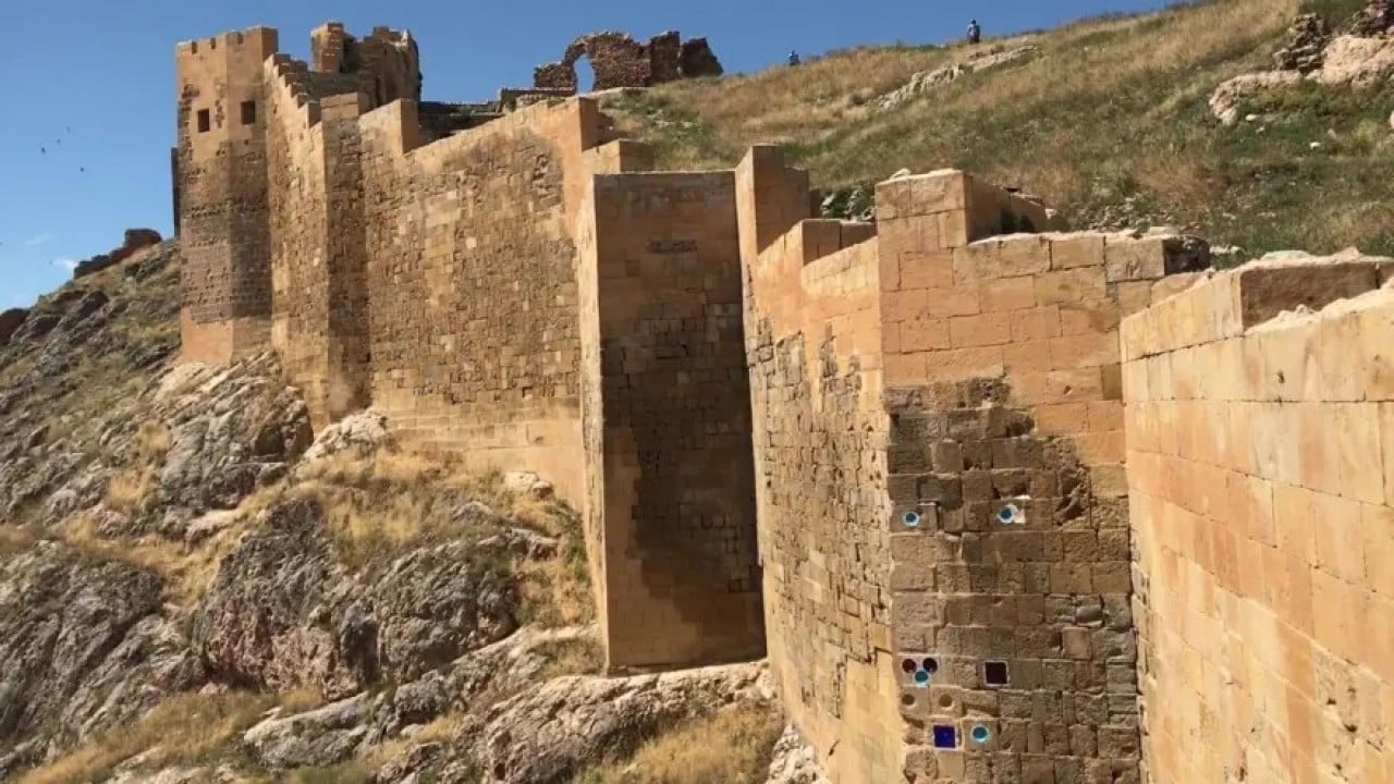 Foto - Bu iddia ortalığı karıştırır: Bayburt Kalesi'nin anahtarı Rusya'nın elinde