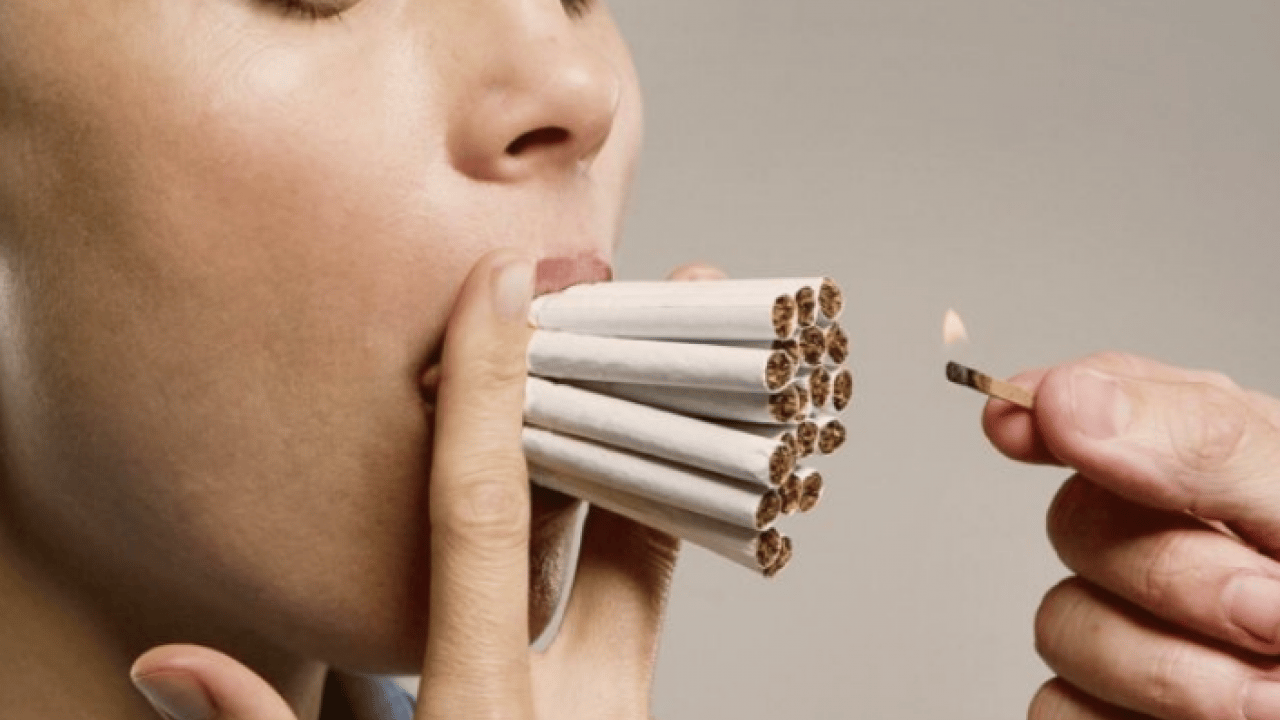 Foto - Bu işi çözmelisiniz... Ergenlikte sigara kıskacı: Yasaklamak mı, anlamak mı? Uzmanından 7 kritik adım