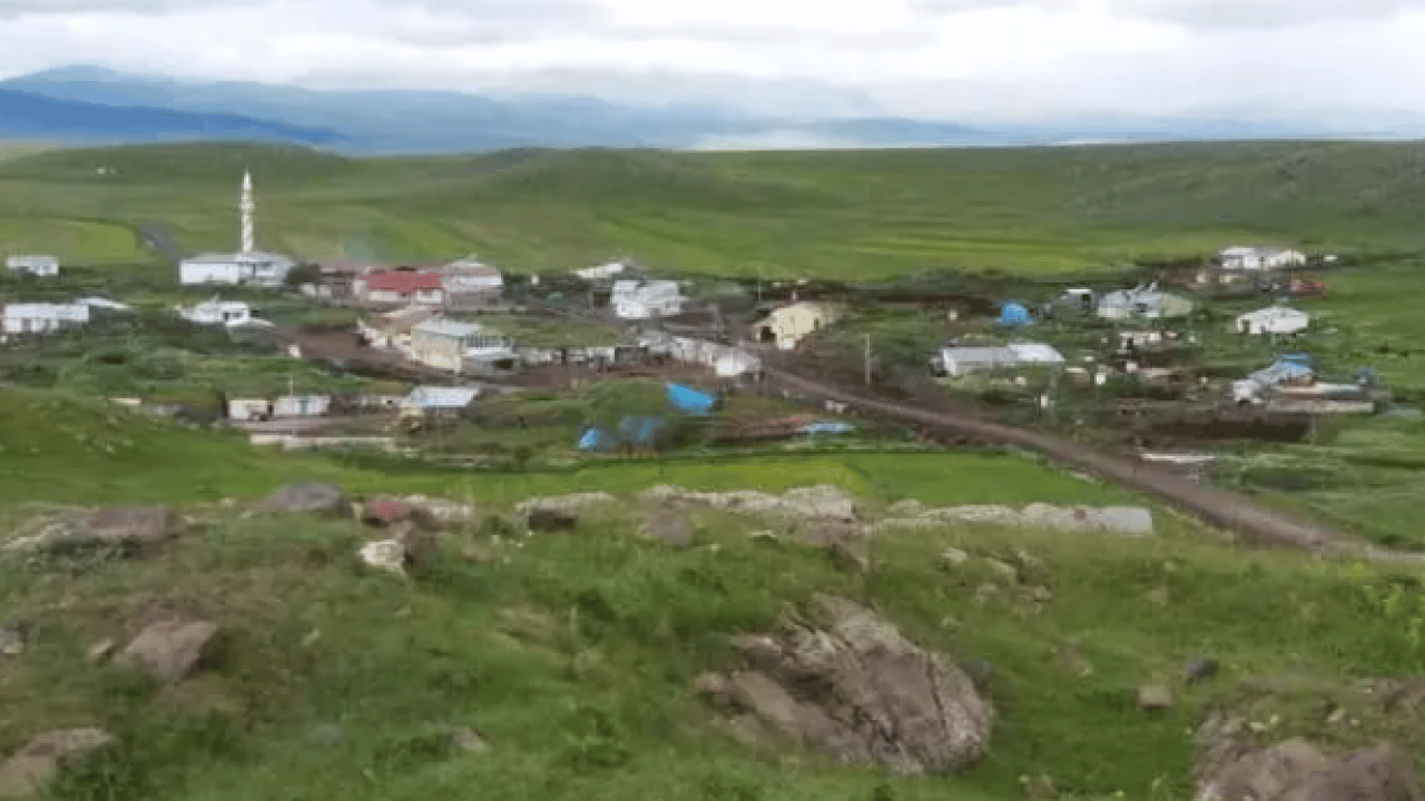 Foto - Tabelada görmeseniz inanmazsınız: İşte Türkiye'nin en tuhaf köy isimleri! 