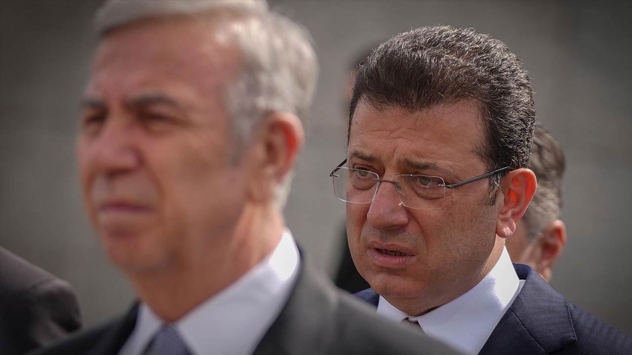 Foto - Bu kadar rezillik CHP’ye bile fazla! "Diktatör Mansur" su krizini eleştirenleri böyle fişledi