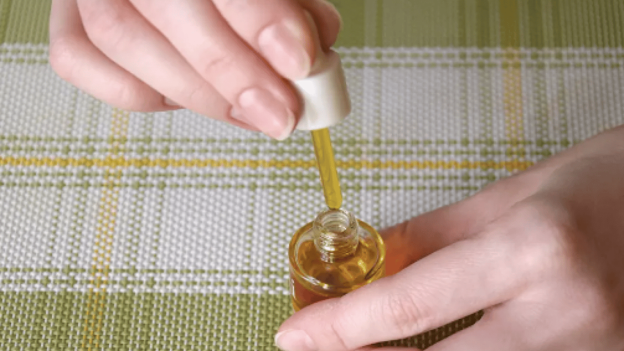 Foto - Bu karışım cildinize ne yapar? Vazeline 1 damla zeytinyağı ekleyin! Faydalarına inanamayacaksınız!