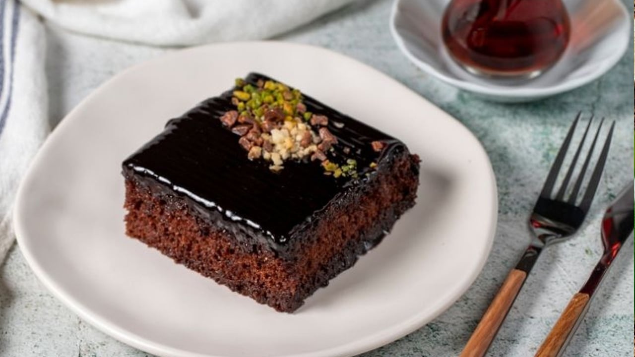 Foto - Bu kek 90’lıların... Islak Kek (Kuntakinte): Yeni değil ama klasik kek formundan uzak! Peki, Islak kek aynı mı?