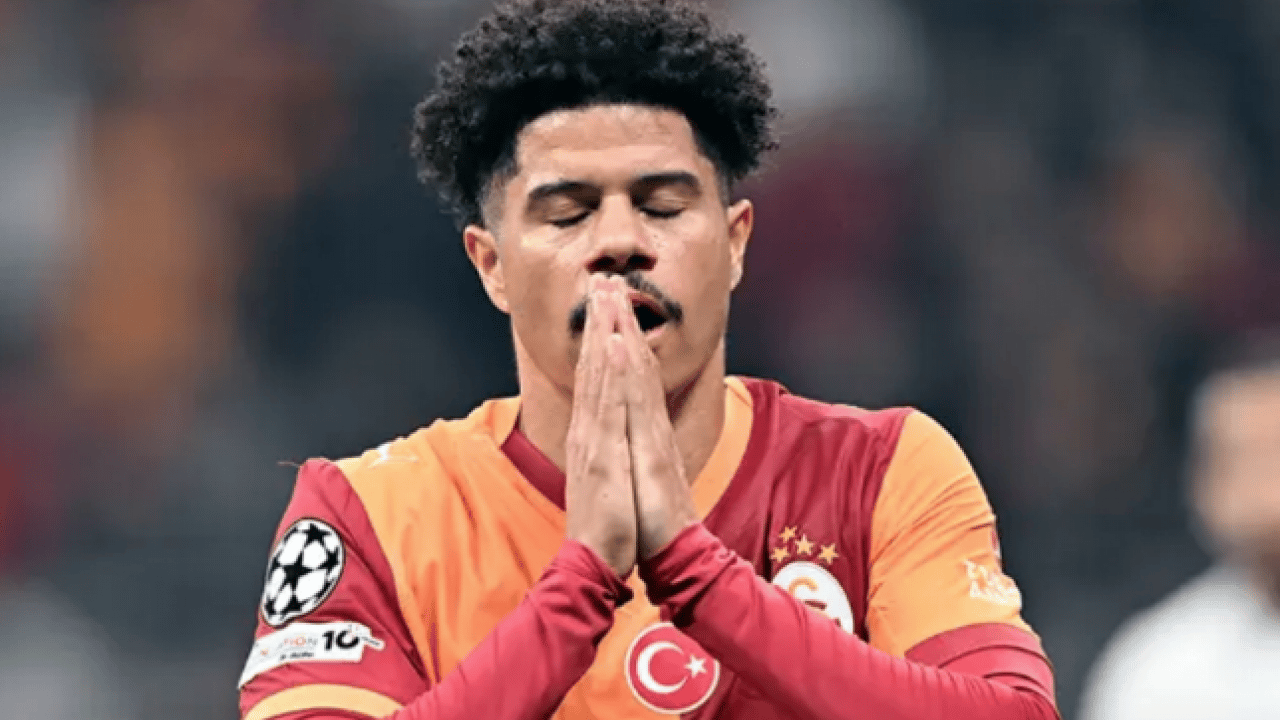 Foto - Bu kez bağlasan durmaz! Sara'ya teklif var: Bonuslarla 40 milyon