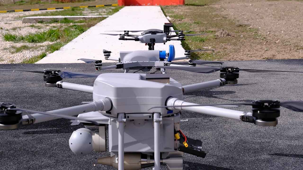 Foto - Bu kez TB2 SİHA değil! Hiç akla gelmeyecek ülkeler Türkiye'ye 'bize de satın' demeye başladı