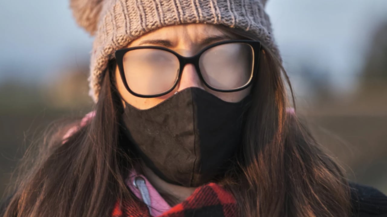 Foto - Bu kış rahat edeceksiniz! Gözlüklerin buğulanmasını önleyen yöntem açıklandı