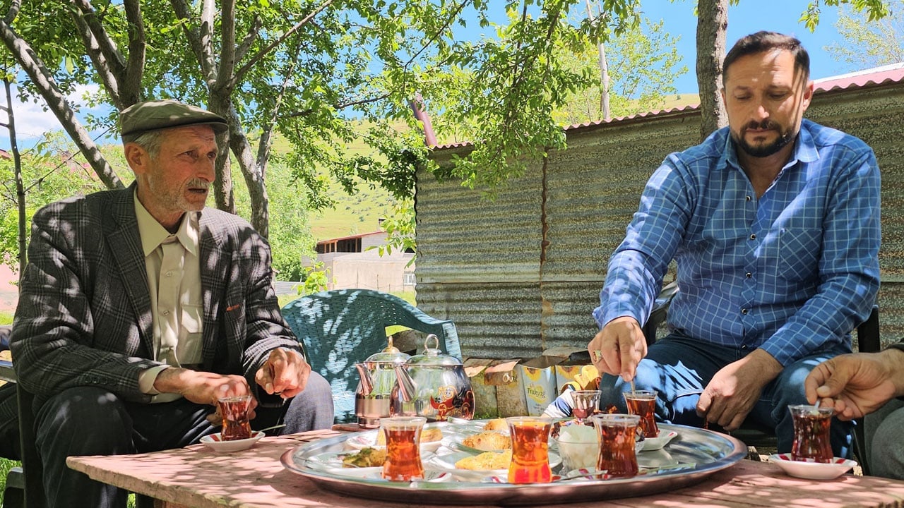 Foto - Bu köyde en az bilen 3 dil biliyor!
