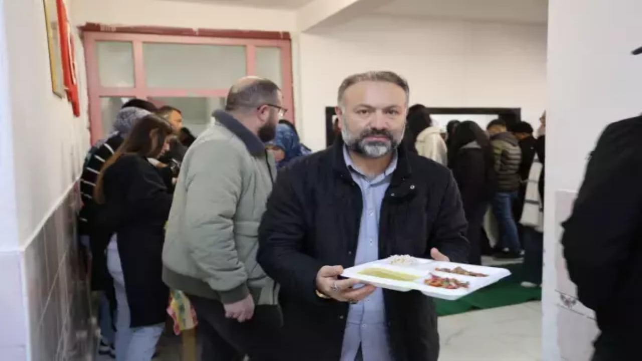 Foto - Bu köyde iftar saati evlerde yemek yapmak yasaklandı! Sebebi bir hayli ilginç