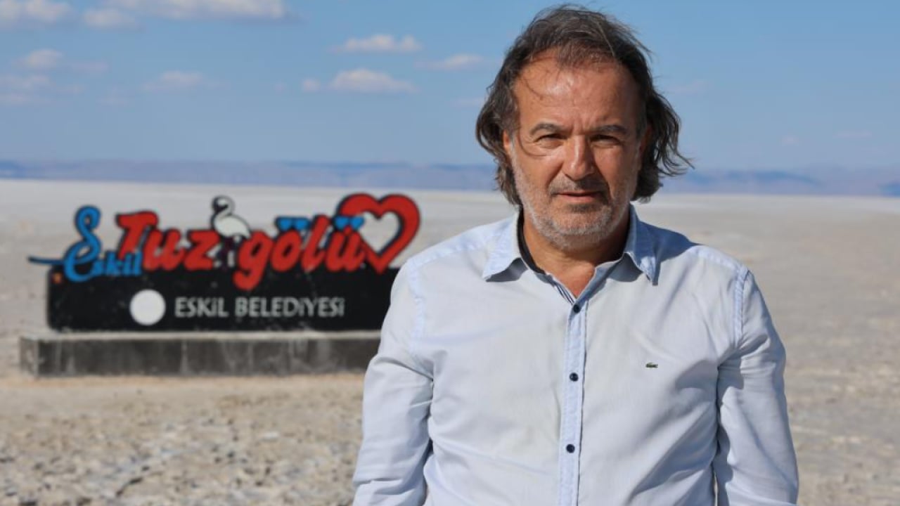 Foto - Bu manzara Avrupa'da değil Türkiye'de! Tuz Gölü'ndeki pembe görüntünün nedeni şaşırttı
