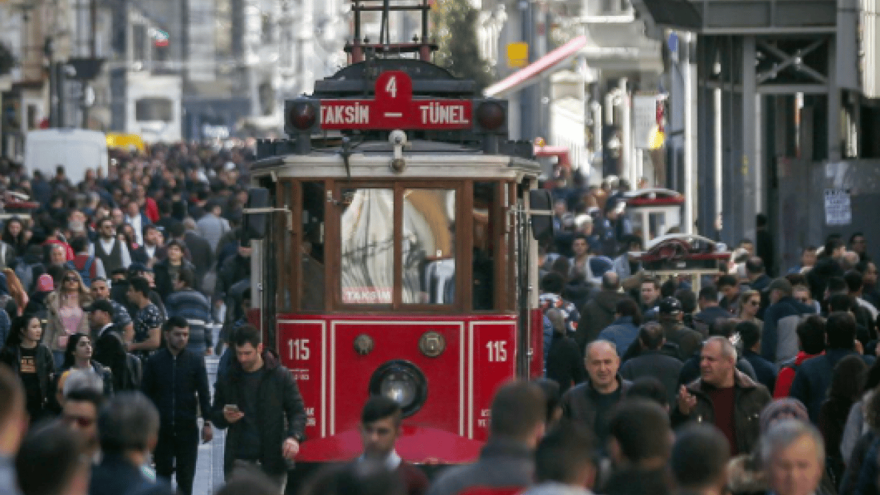 Foto - Bu mesajla gelen linke sakın tıklamayın! Bütün hesaplarınız boşalabilir!