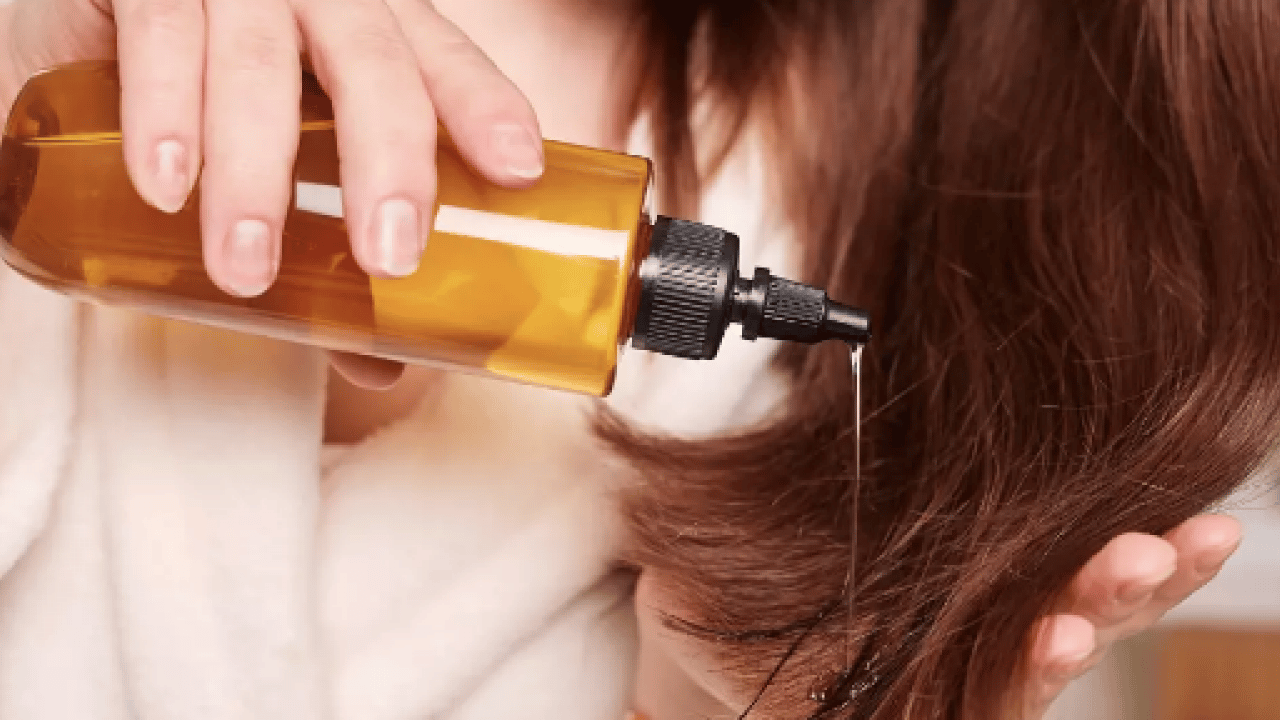 Foto - Bu metotları uygulayın: Hem saç hem kirpik uzatıyor! İşte doğal formüller