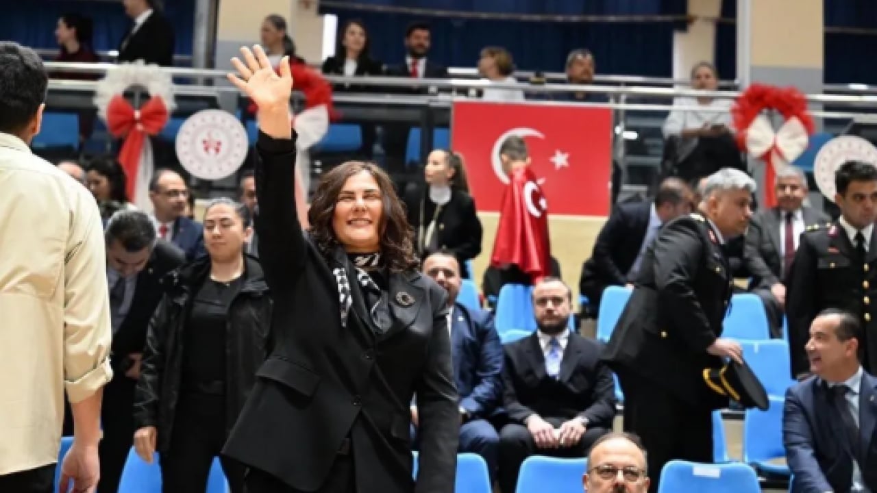 Foto - Bu pazar seçim olsa Özlem Çerçioğlu yüzde kaç alır? AK Parti’ye geçtikten sonra ilk anket