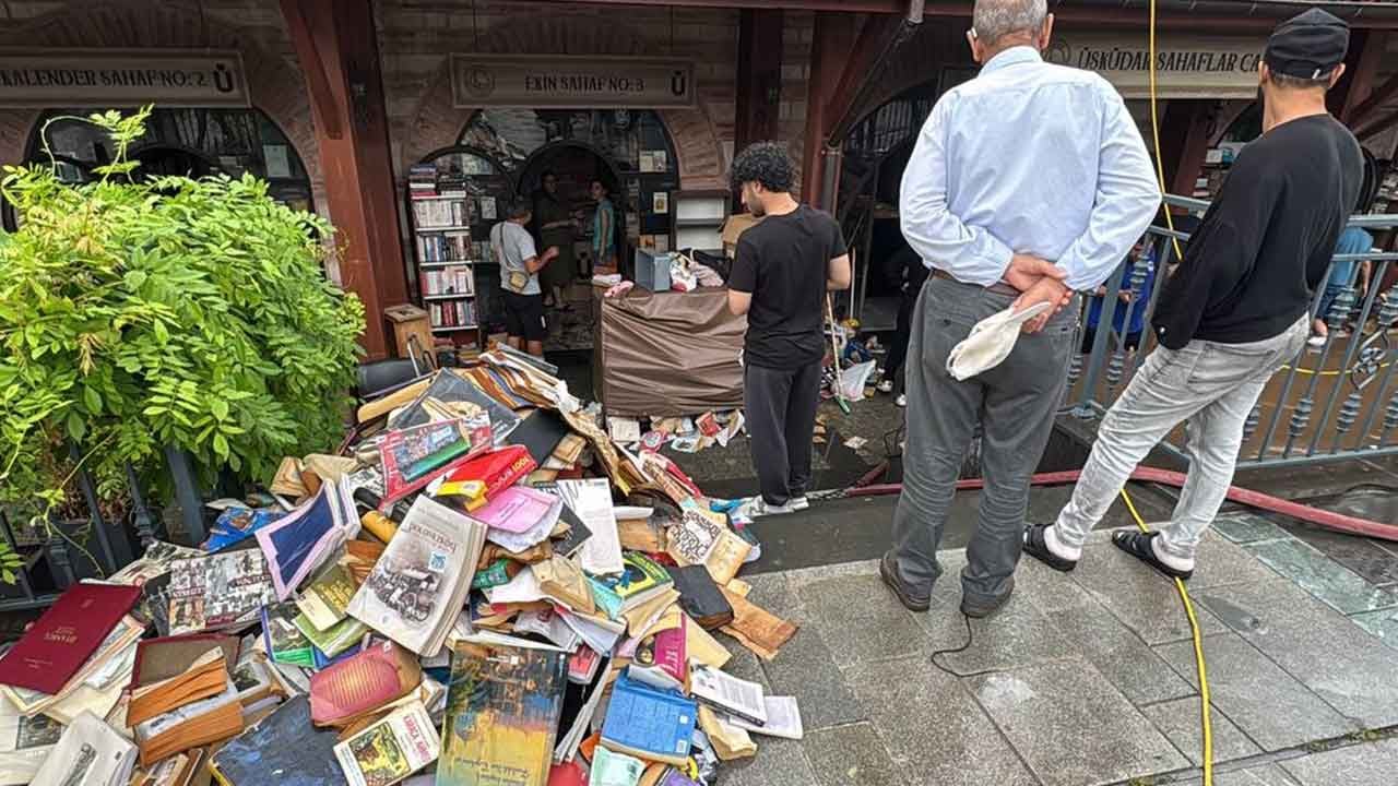 Foto - Bu rezillik 'twerkçü Sinem'in eseri!