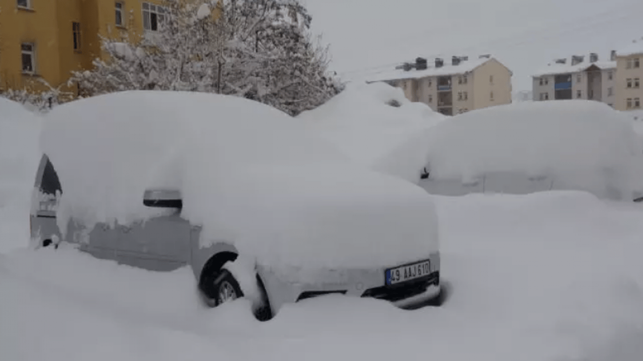 Foto - Bu sefer Rusya değil Türkiye: Bitlis'te şaşkına çeviren manzara!