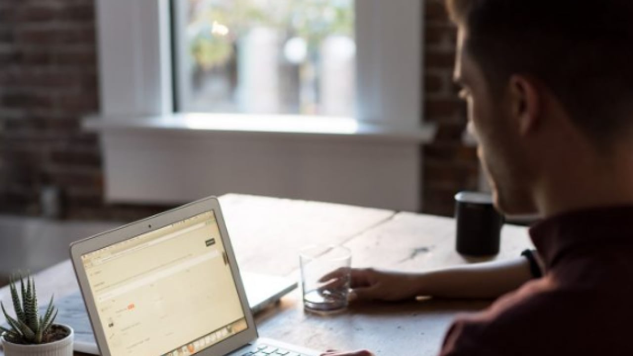 Foto - Bu şekilde çalışanlar dikkat: Meğer beyni küçültüyormuş!