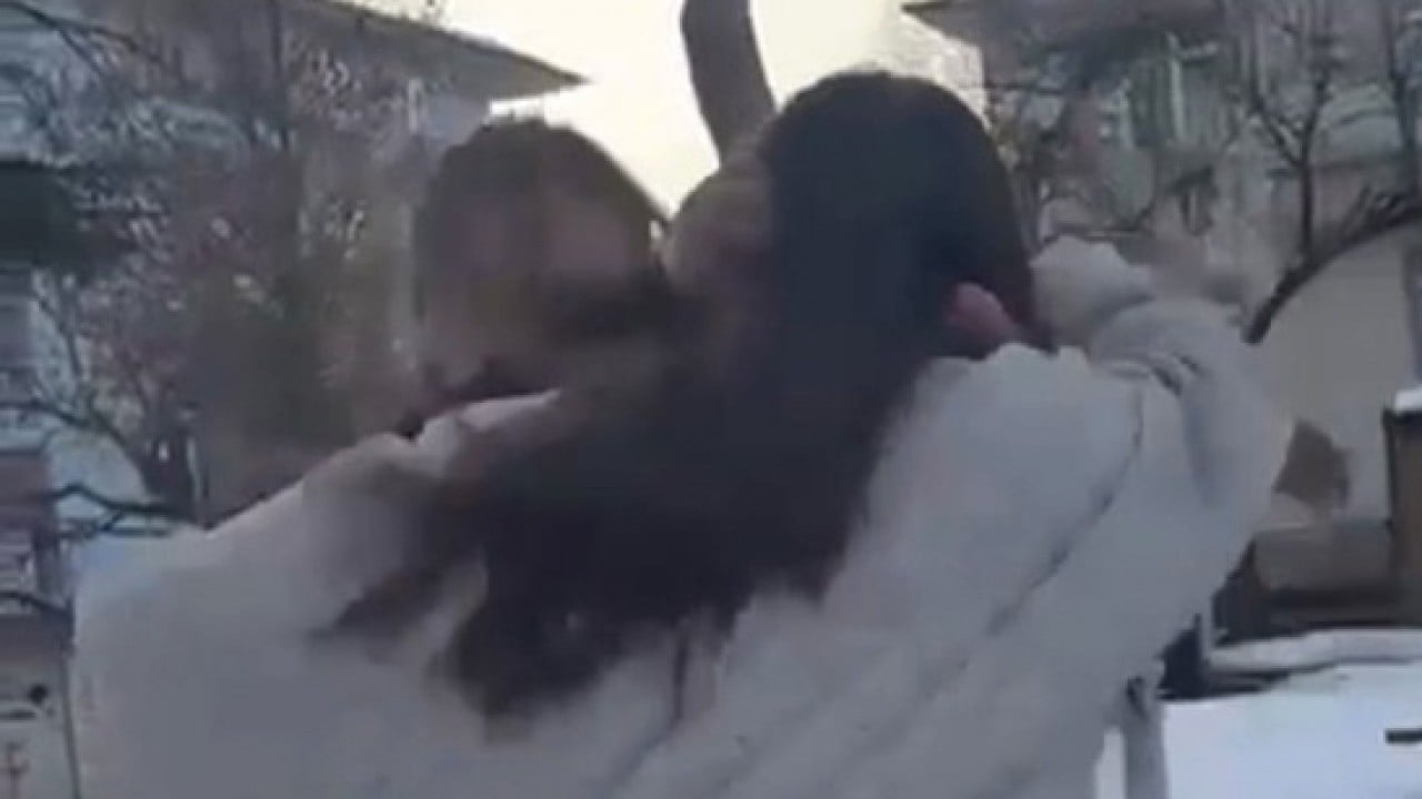 Foto - Bu sözleri masaya yatırmak lazım: İşte akran zorbalığının iki nedeni, Aile tutumu ve sosyal medya