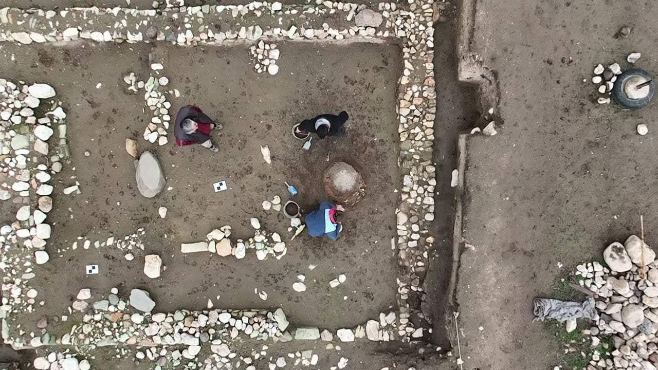 Bu tandır bildiklerimize hiç benzemiyor! 2 bin 600 yıllık tandır günümüzle birebir aynı