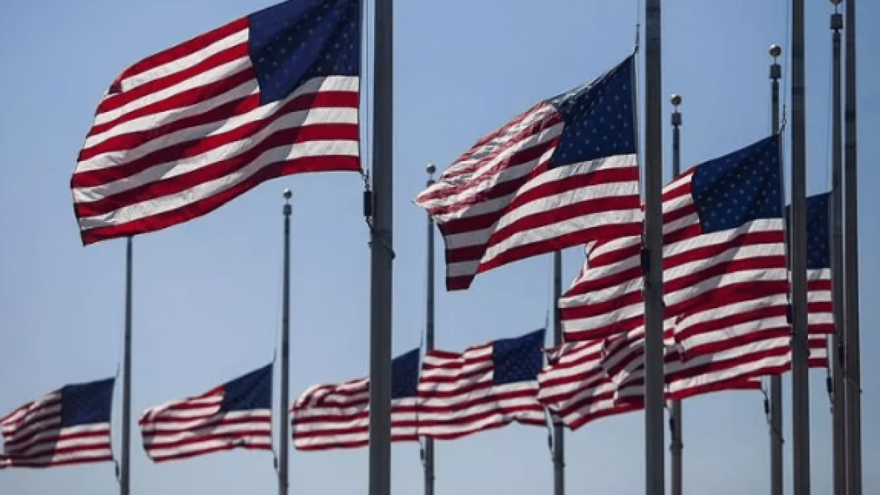 Foto - Bu ülkede ölmek yasak! İşte en saçma yasaklar!