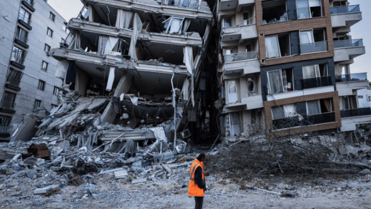 Foto - Bu ülkelerde yaşayanlar dikkat! Uzmanı 'deprem olmayacak' yerleri tek tek açıkladı