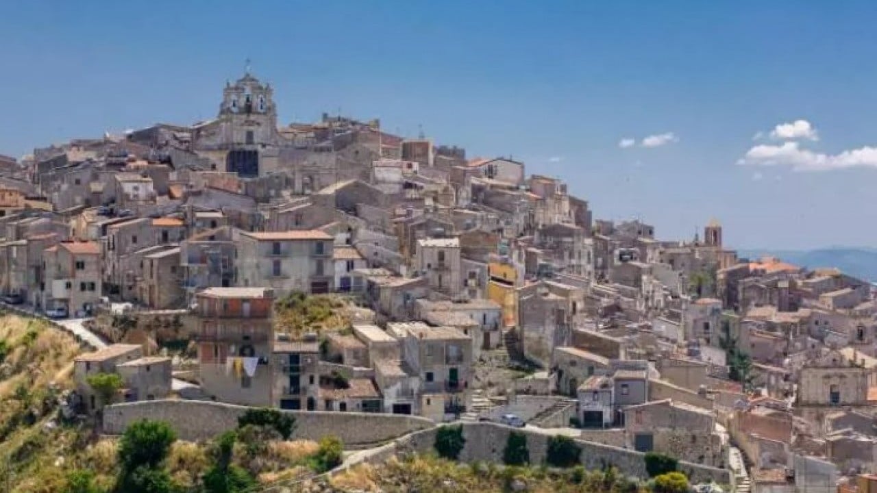 Foto - Bu ülkelerden ev alana üste para veriyorlar! Sebebini duyunca şaşıracaksınız!