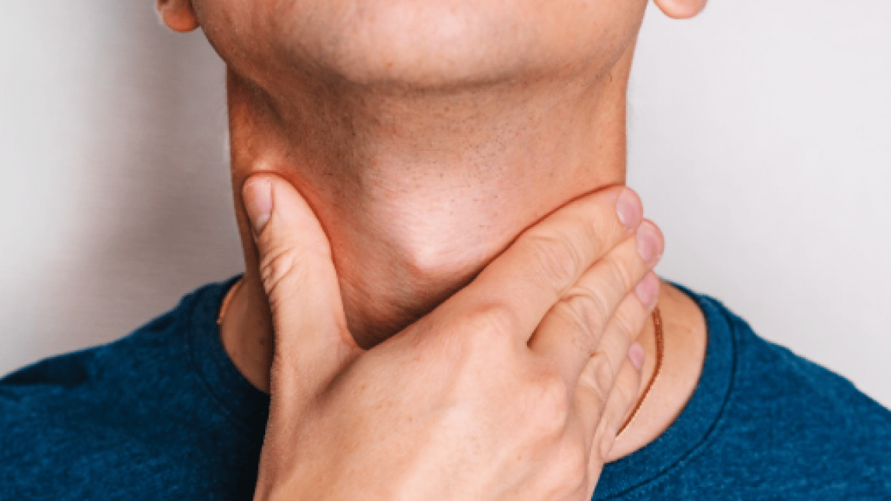 Bu yöntem farkını gösteriyor! Boğaz ağrısını gidermenin doğal yolu açıklandı