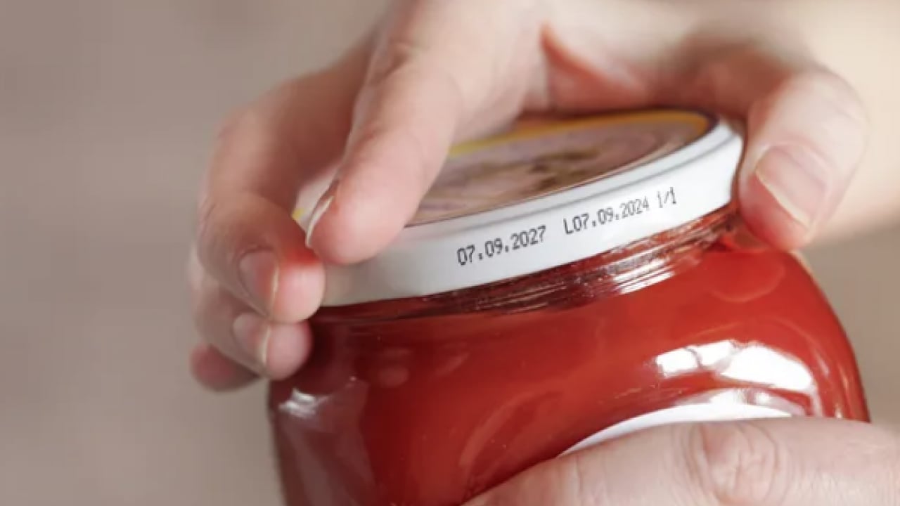 Foto - Bu yöntem ile tarihe karışacak! Kapağı sıkışan kavanozlara veda edin