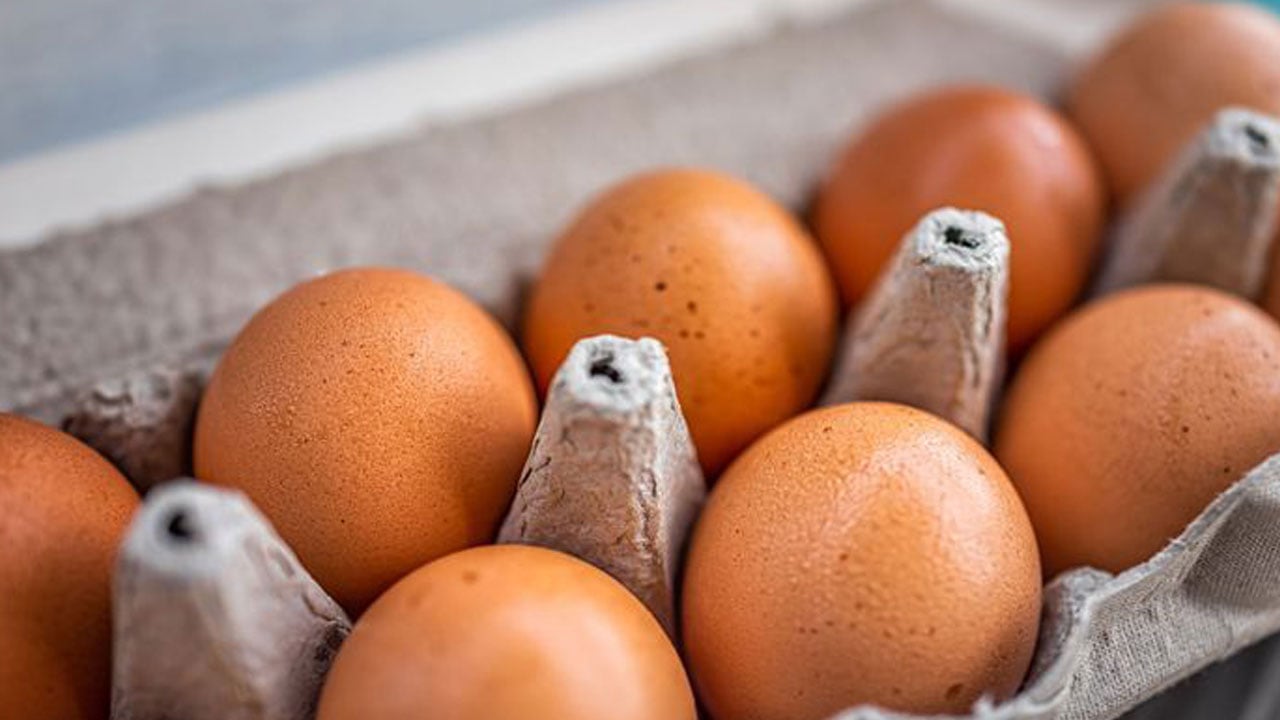 Foto - Bu yöntemi duyan şaşırıp kalıyor! Yumurta buzlukta saklanır mı?