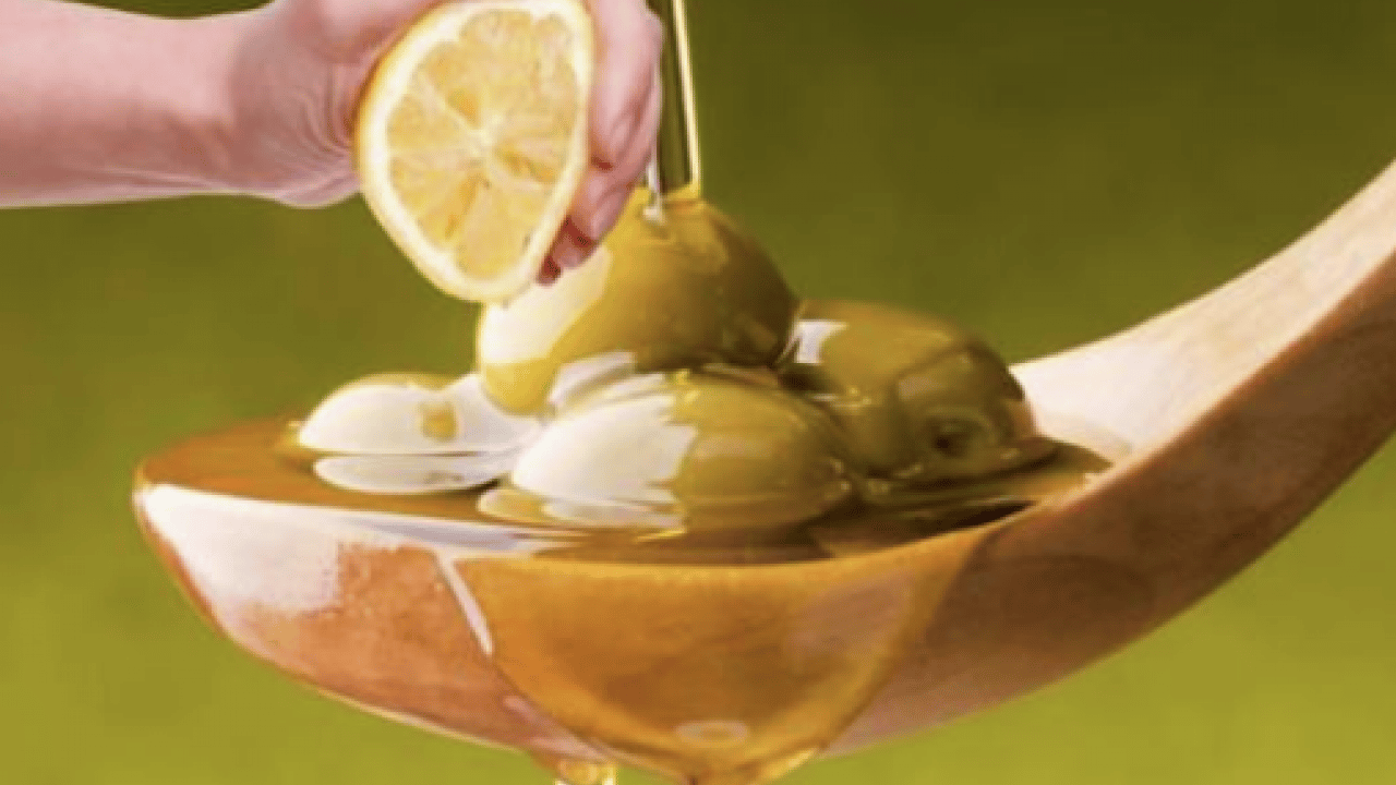 Foto - Bu yöntemi duyunca çok şaşıracaksınız: Kutu kutu kolajene bedel: Limon sıkıp için ve etkisine bakın...