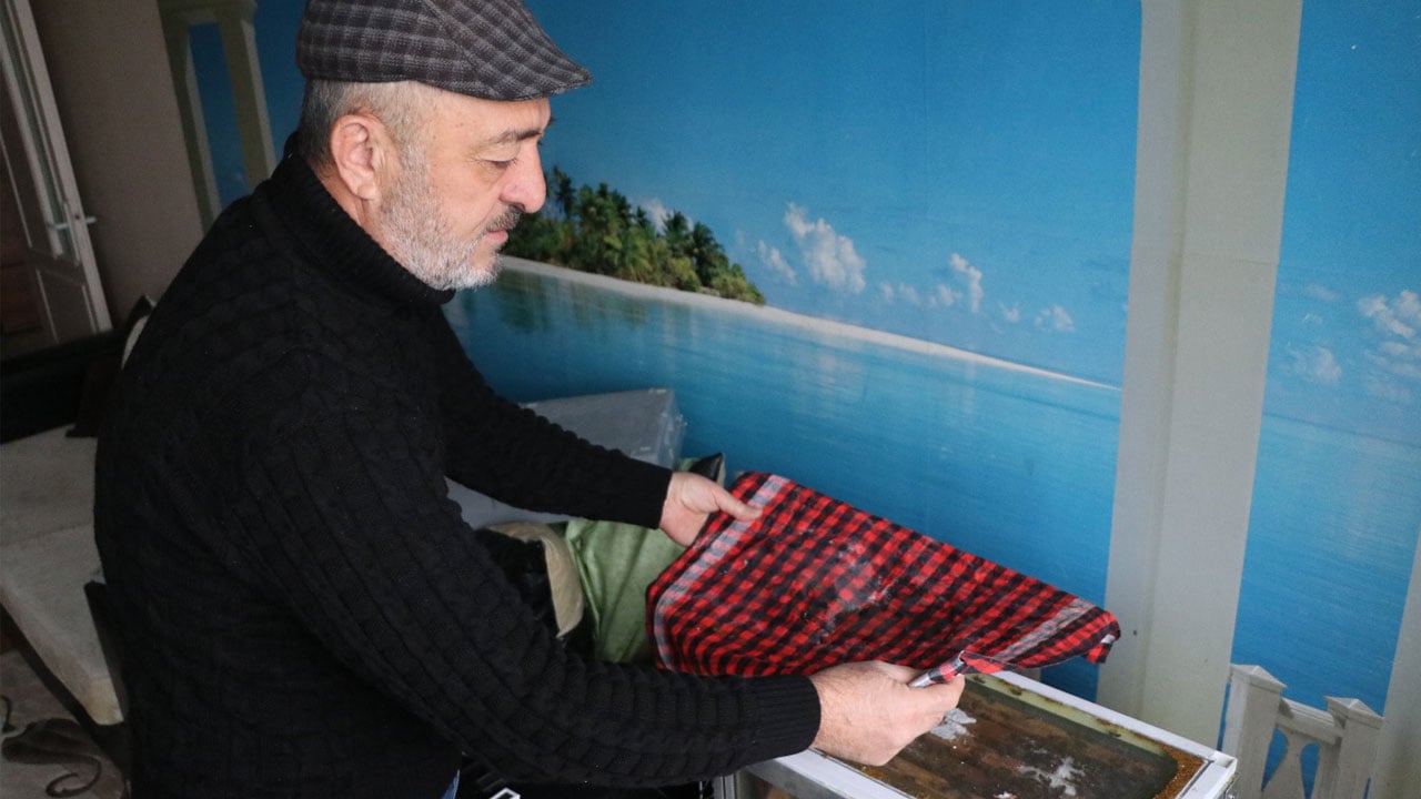 Foto - Bu yöntemle dünyaya açıldı! Daha önce kimse böyle arıcılık görmedi